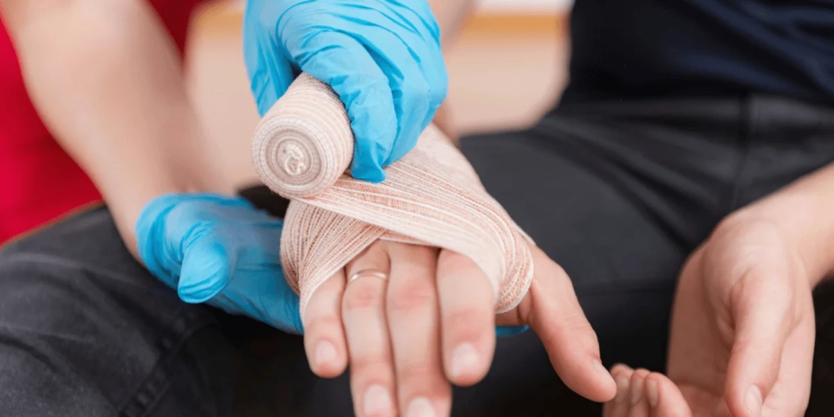 Antalya İlk Yardım Eğitimi Rehberi: Hayat Kurtaran Sertifikayı Alın (2026)